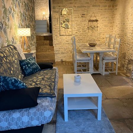 Charmante Maison En Pierres Precy-le-Sec Екстериор снимка